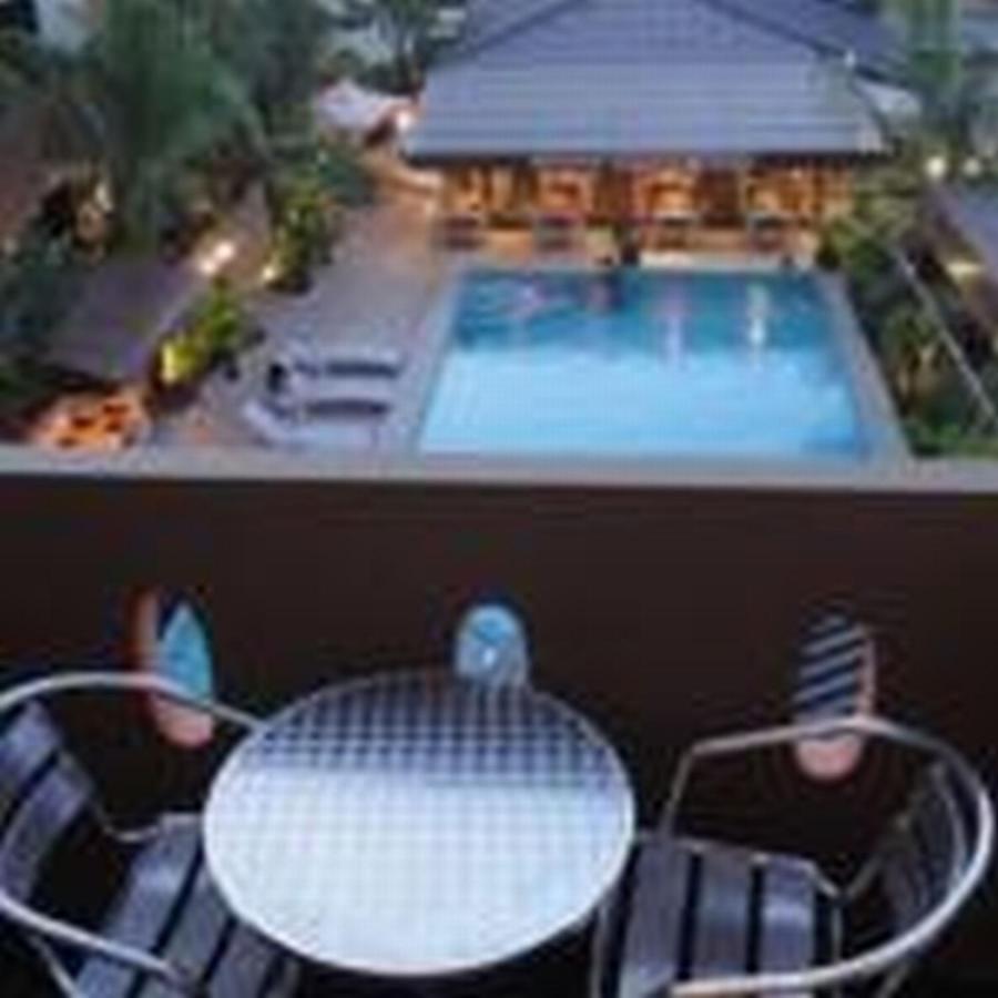 Cocco Resort Pattaya Exteriör bild